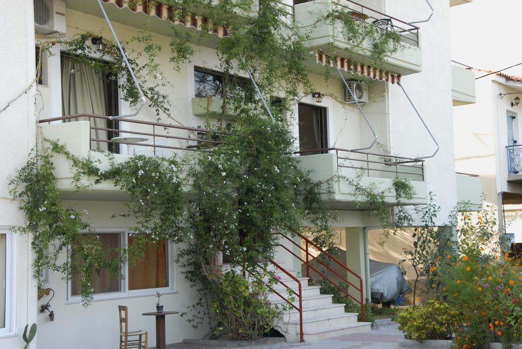 Appartamento 'Αγριοι Λιμένες Íria Esterno foto